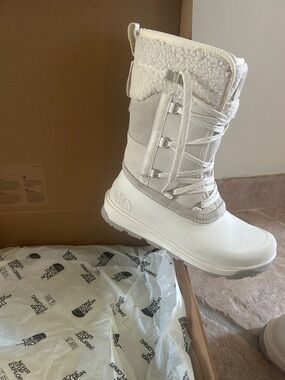 The North Face Cream/White Sherpa Winter Boot